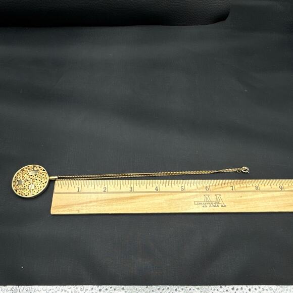 Vintage Sarah Coventry Necklace TIMELESS BEAUTY 1977 Circle Pendant 15in Chain - Picture 6 of 6